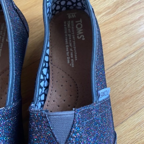 Toms Metallic Glitter Espadrilles - Picture 3 of 6